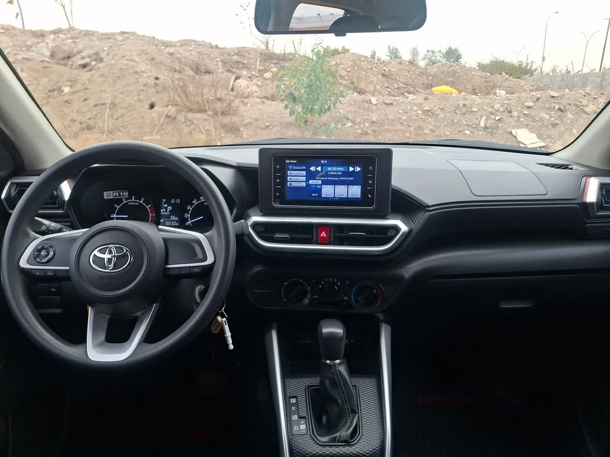 Toyota Raize 1.2 E 4x2 At 5p año 2022