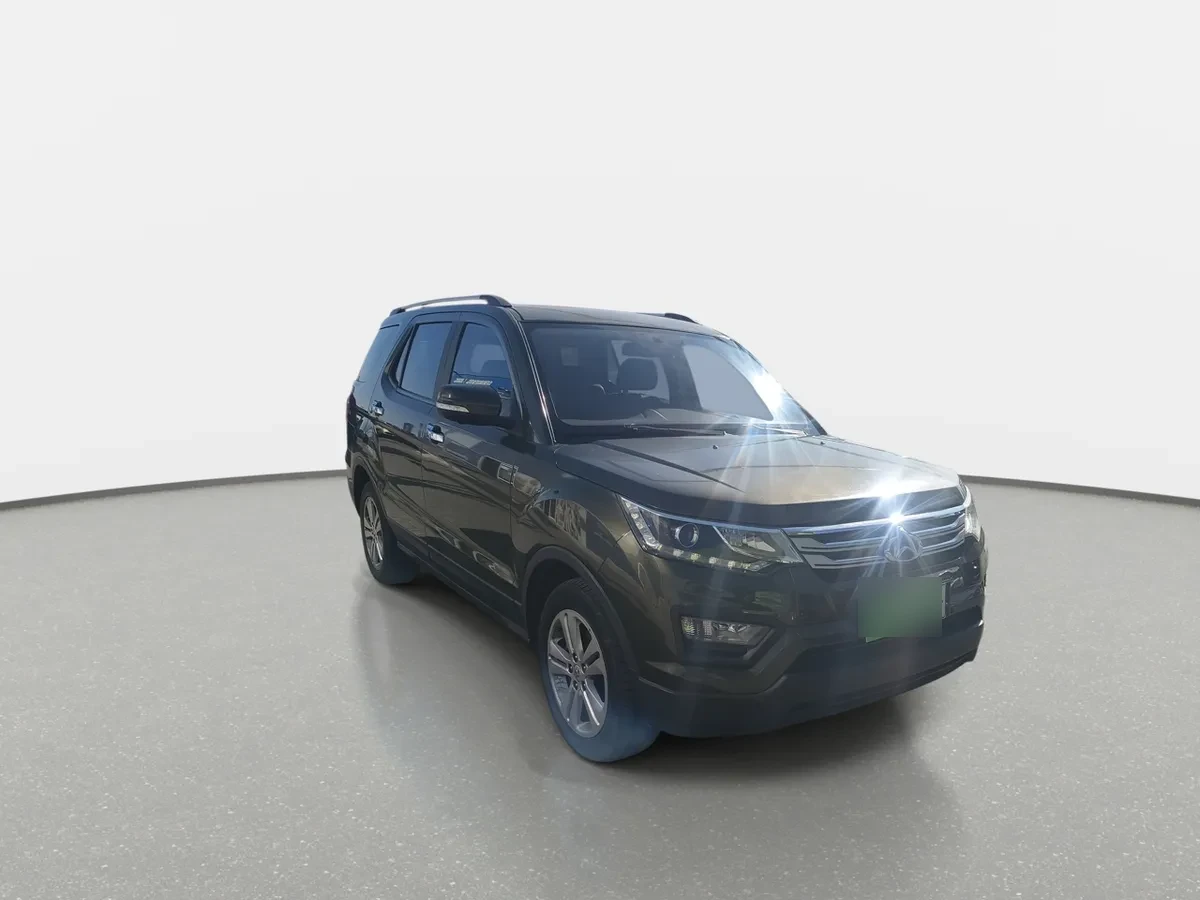 Changan Cx70 1.6 Luxury 4x2 Mt 5p año 2019