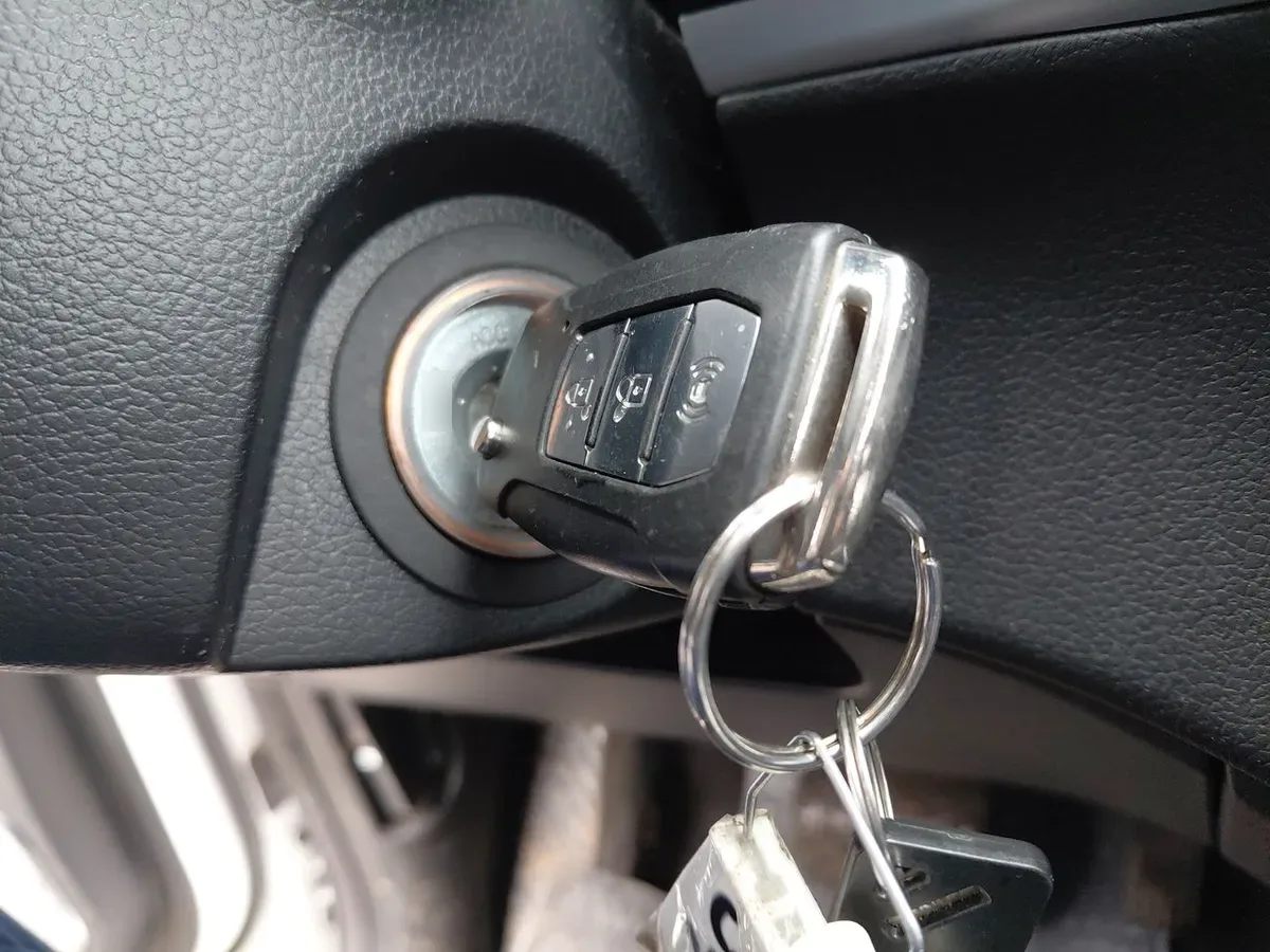 Ssangyong Rexton 2.0t Lx Awd 6ab 6at 5p año 2023