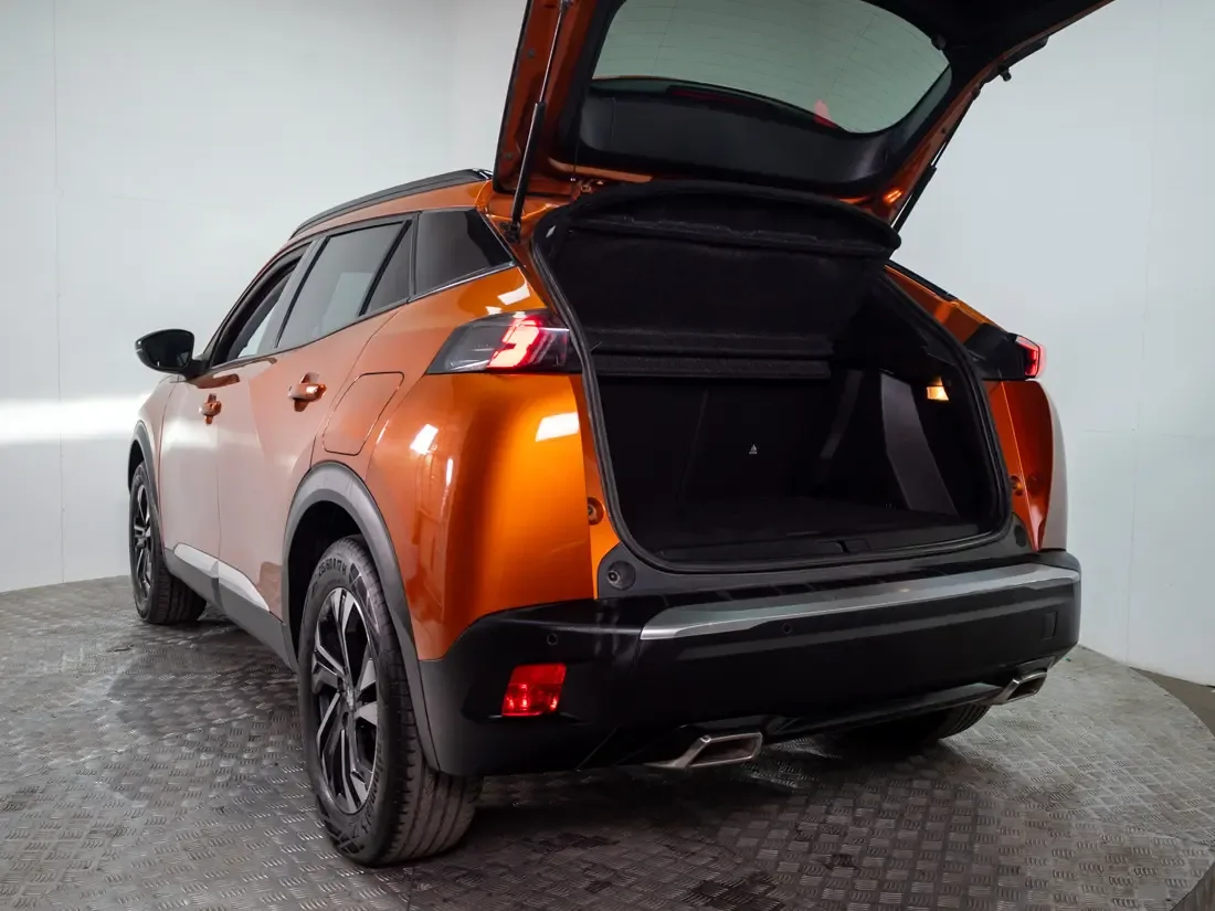 Peugeot 2008 2008 1.2 Active Pack Puretech 130 Mt año 2023