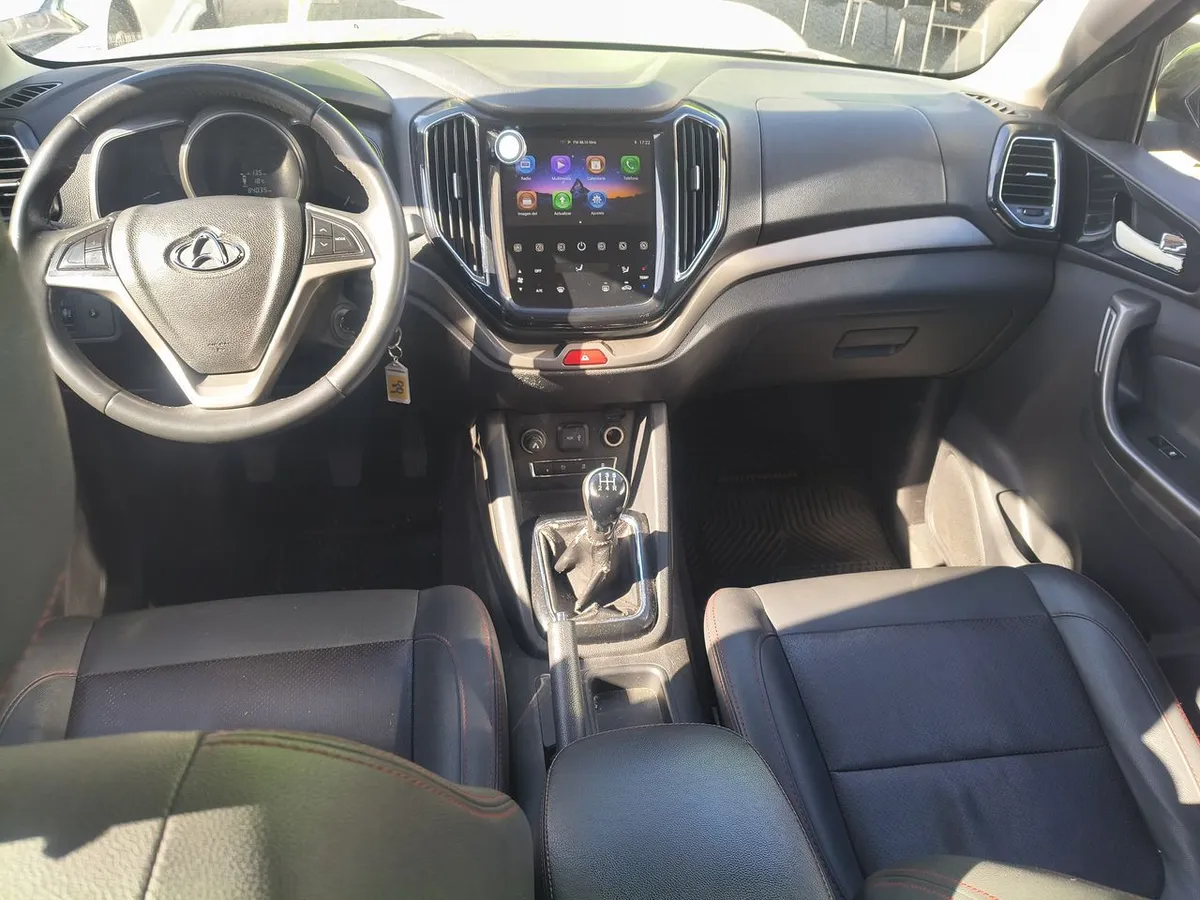 Changan Cx70 1.6 Luxury 4x2 Mt 5p año 2019