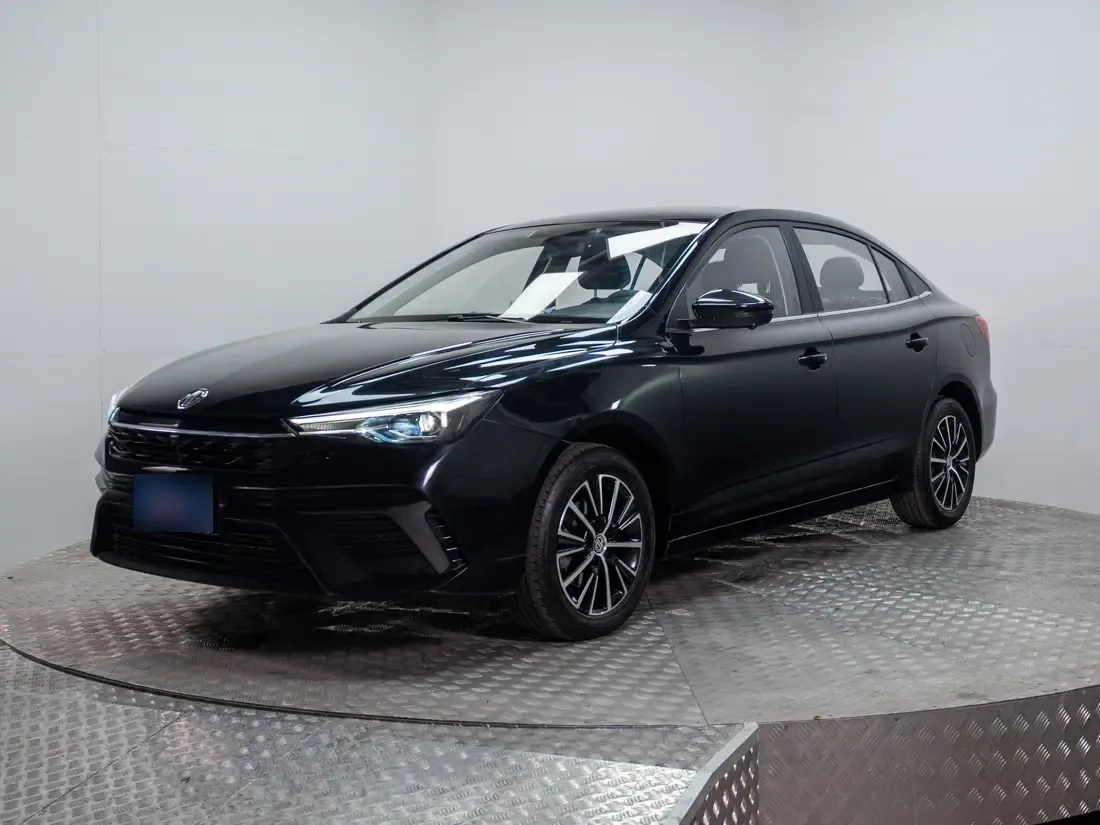 MG 5 1.5 Dlx At año 2025