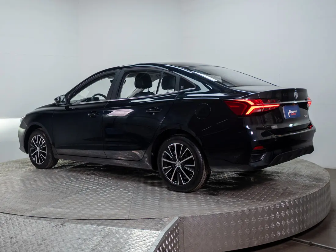 MG 5 1.5 Dlx At año 2025