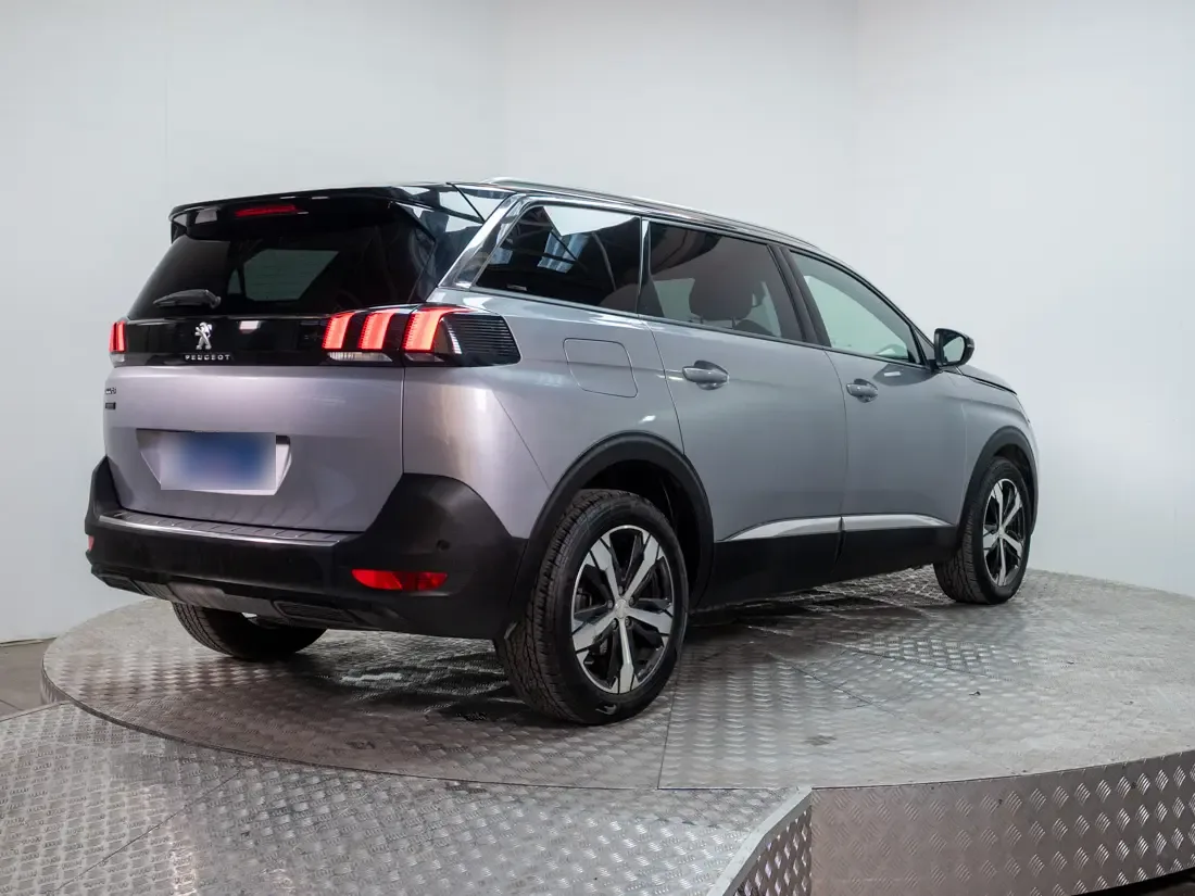 Peugeot 5008 5008 1.6 Allure Pack Thp 165 At año 2023
