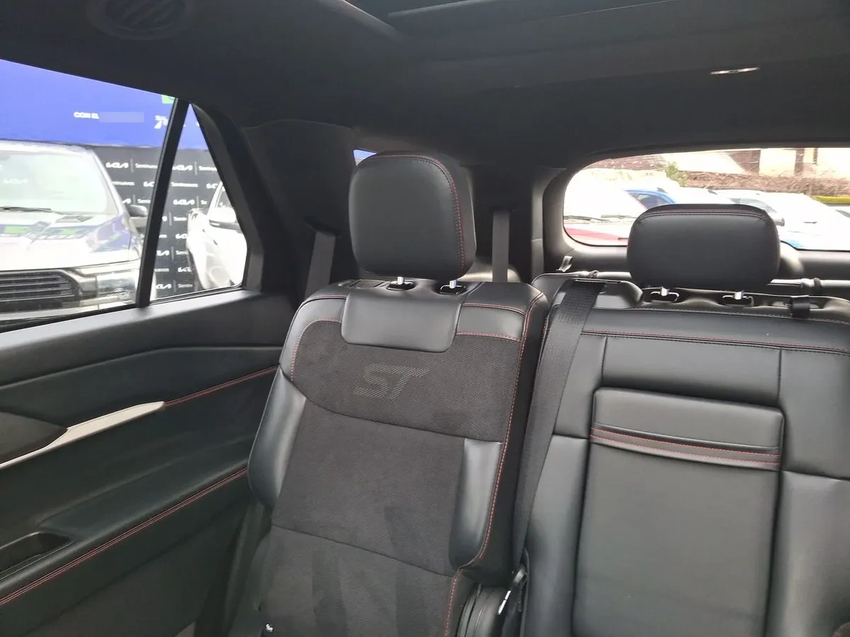 Ford Explorer 3.0 St 4wd At 5p año 2025