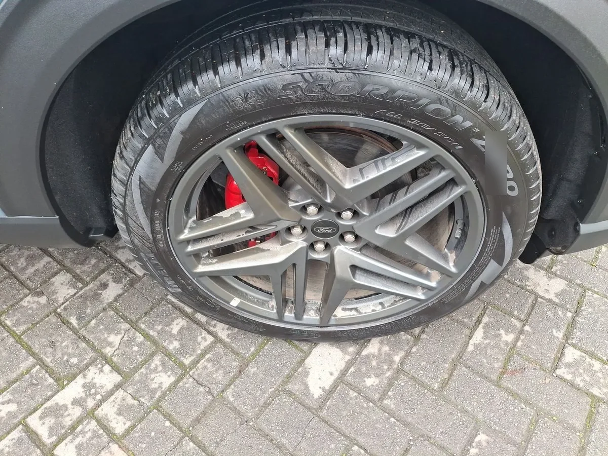 Ford Explorer 3.0 St 4wd At 5p año 2025