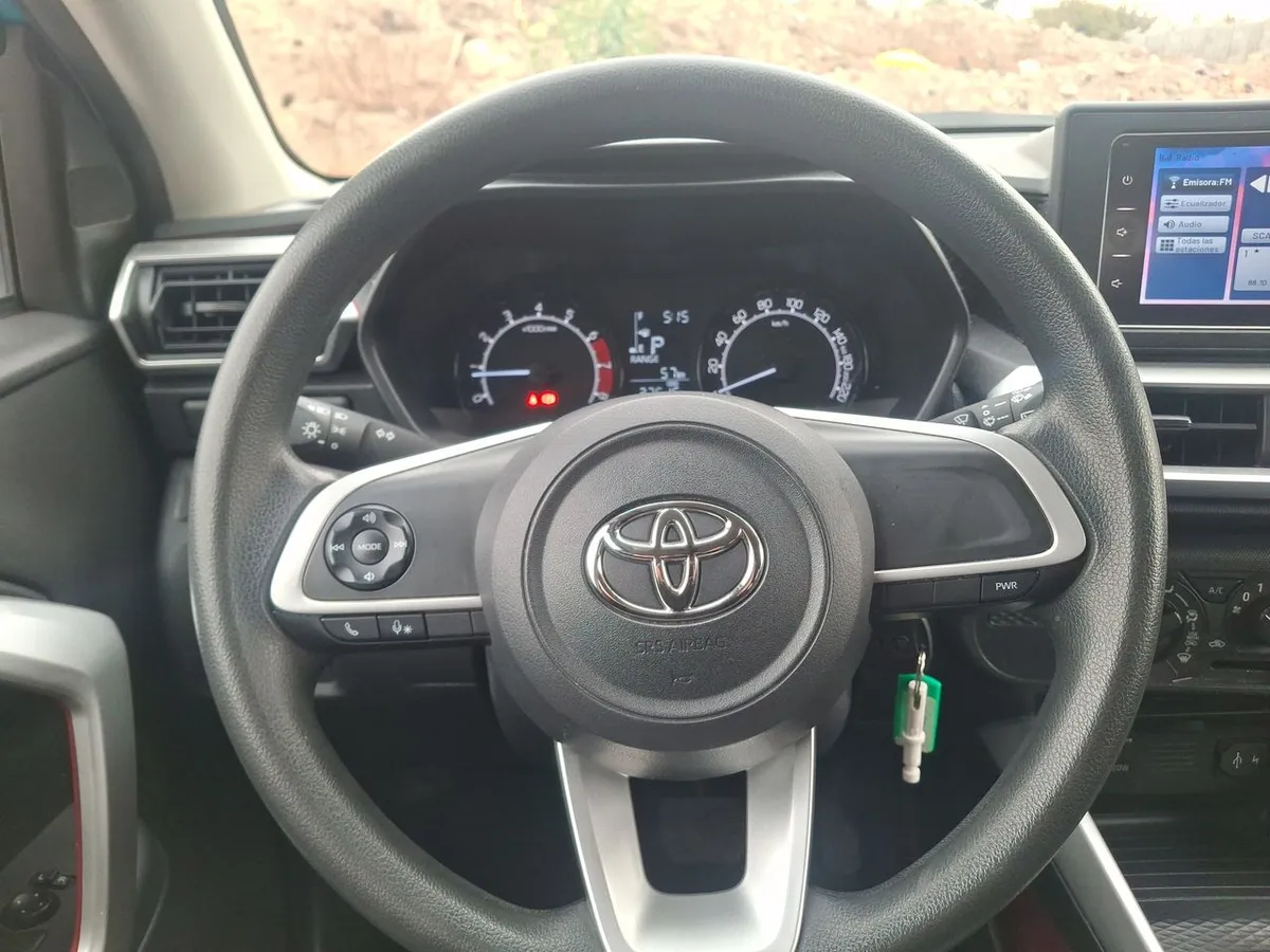 Toyota Raize 1.2 E 4x2 At 5p año 2022