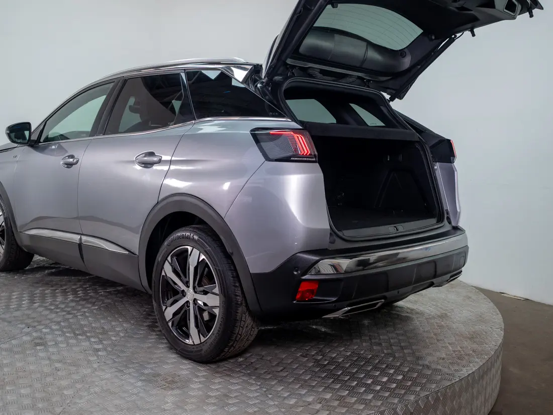 Peugeot 3008 1.6 Gt Puretech 180 At año 2022