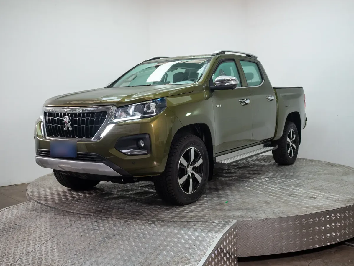 Peugeot Landtrek Landtrek 2.2 Action4 Bluehdi 180 At año 2025