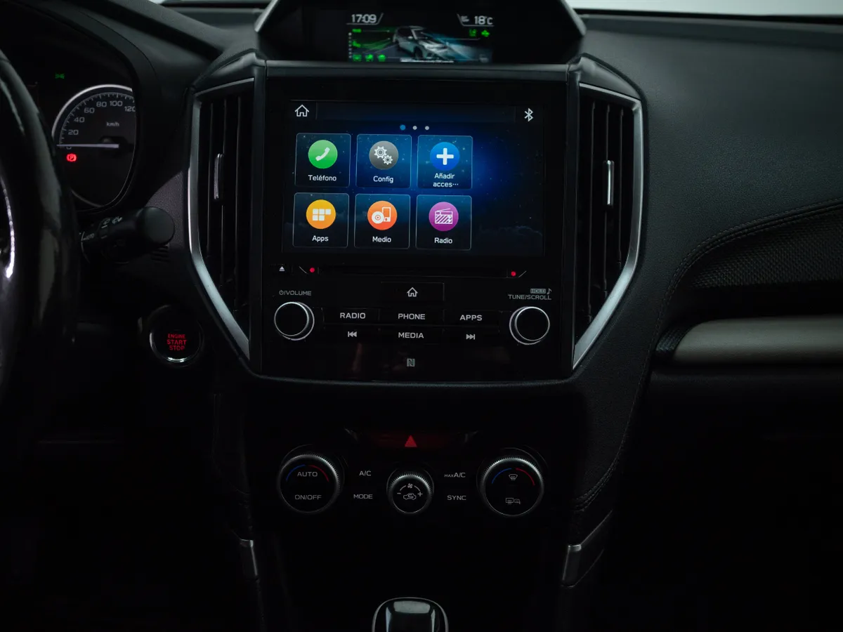 Subaru Forester Forester 2.0 Dynamic Eyesight At 4x4 año 2023