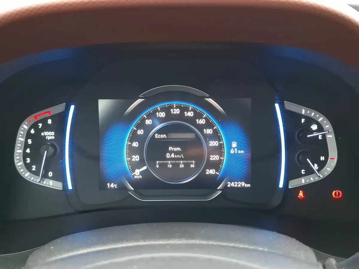 Hyundai Creta Grand 2.0 Plus Su2i 4x2 Mt 5p año 2025
