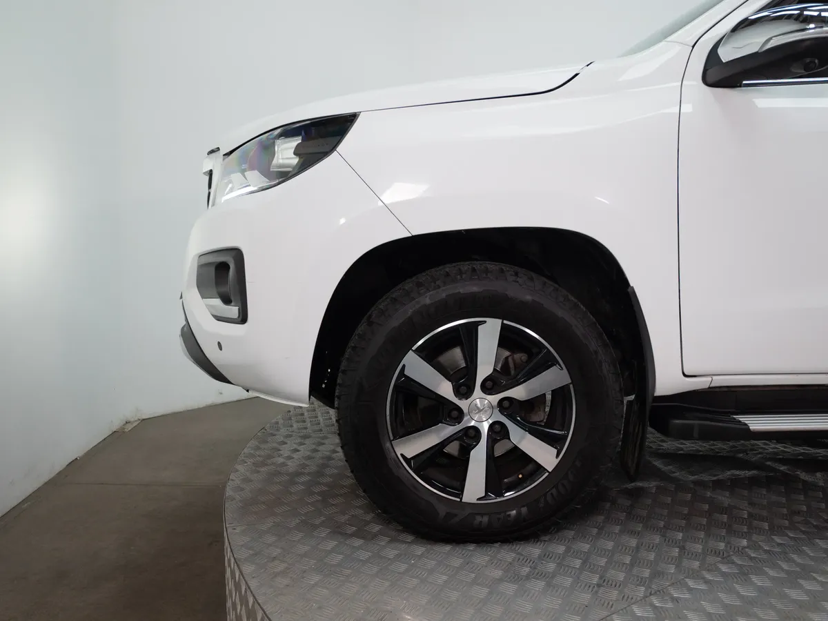 Peugeot Landtrek Landtrek 2.2 Action4 Bluehdi 180 At 4x4 Diesel año 2024