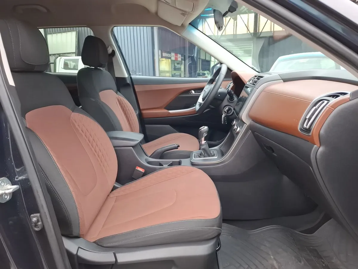 Hyundai Creta Grand 2.0 Plus Su2i 4x2 Mt 5p año 2025