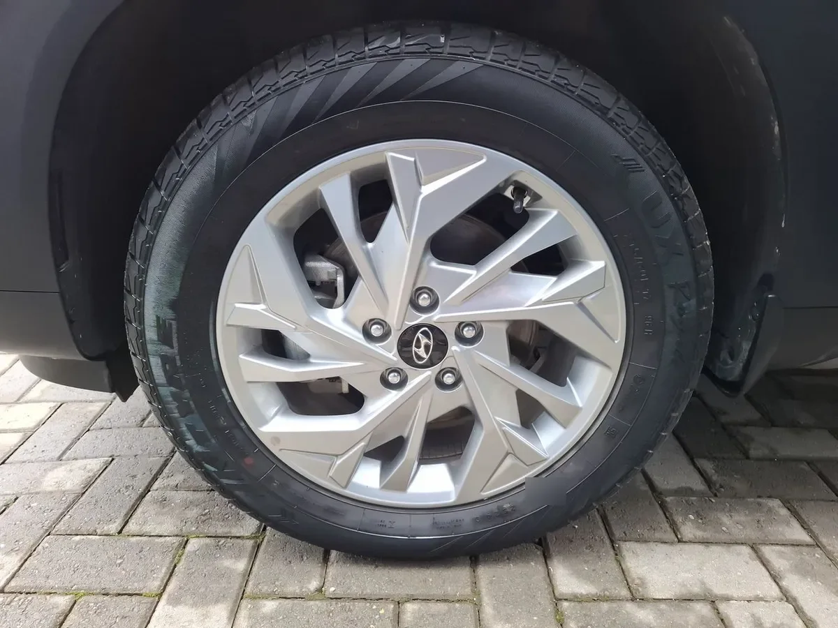 Hyundai Creta Grand 2.0 Plus Su2i 4x2 Mt 5p año 2025