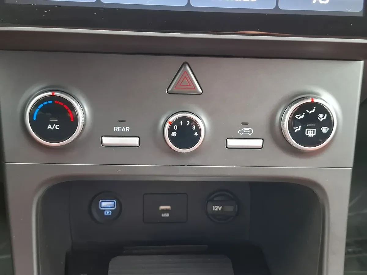 Hyundai Creta Grand 2.0 Plus Su2i 4x2 Mt 5p año 2025