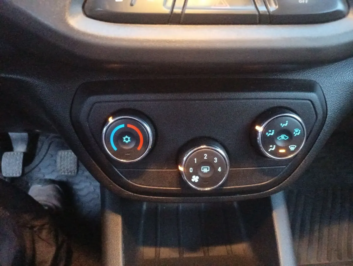 Chevrolet Spin 1.8 Ltz 4x2 Mt 5p año 2021