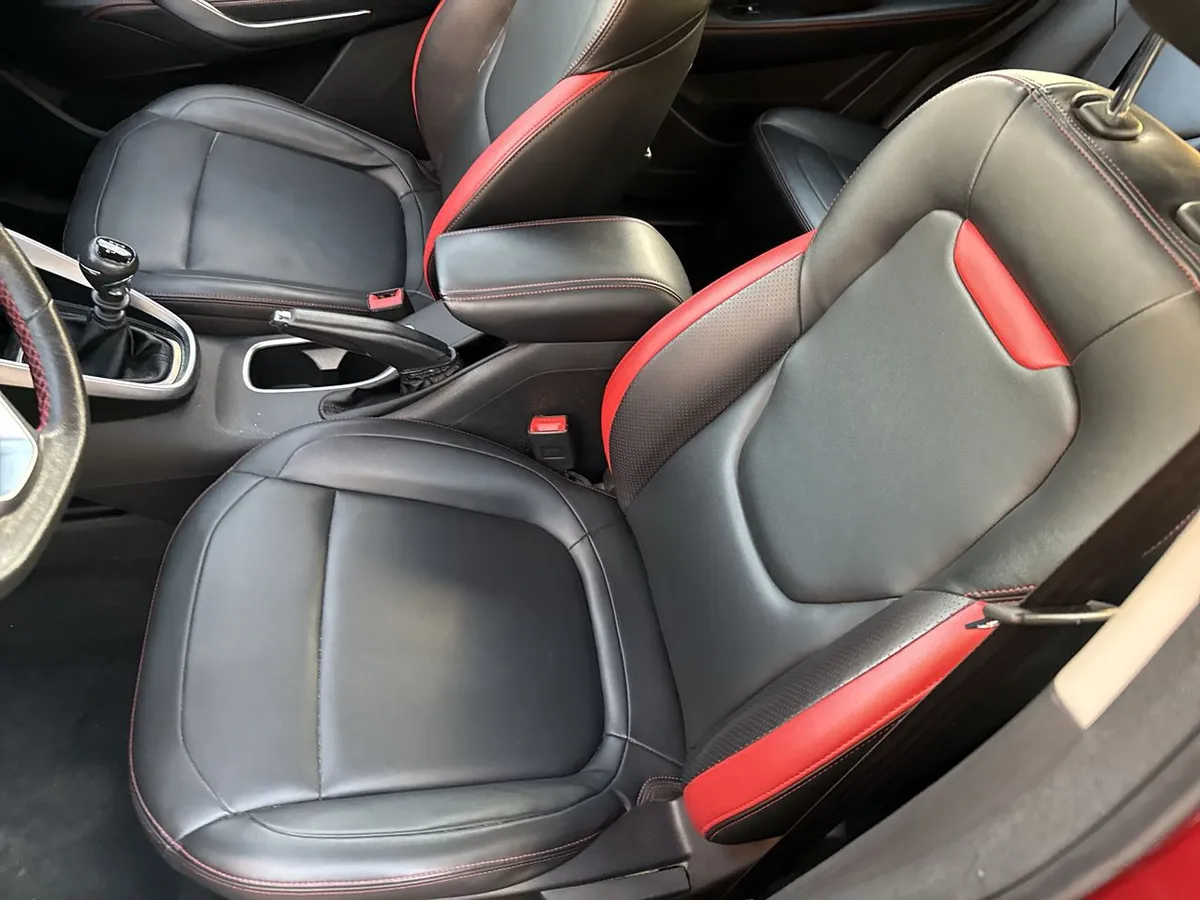 Chevrolet Groove 1.5 Premier R 4x2 Mt 5p año 2024