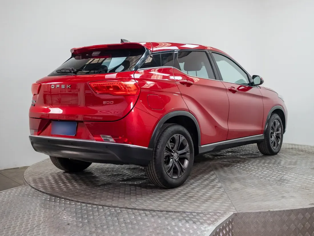 DFSK Suv 500 500 1.5 Luxury 4x2 Cvt At 5p año 2024