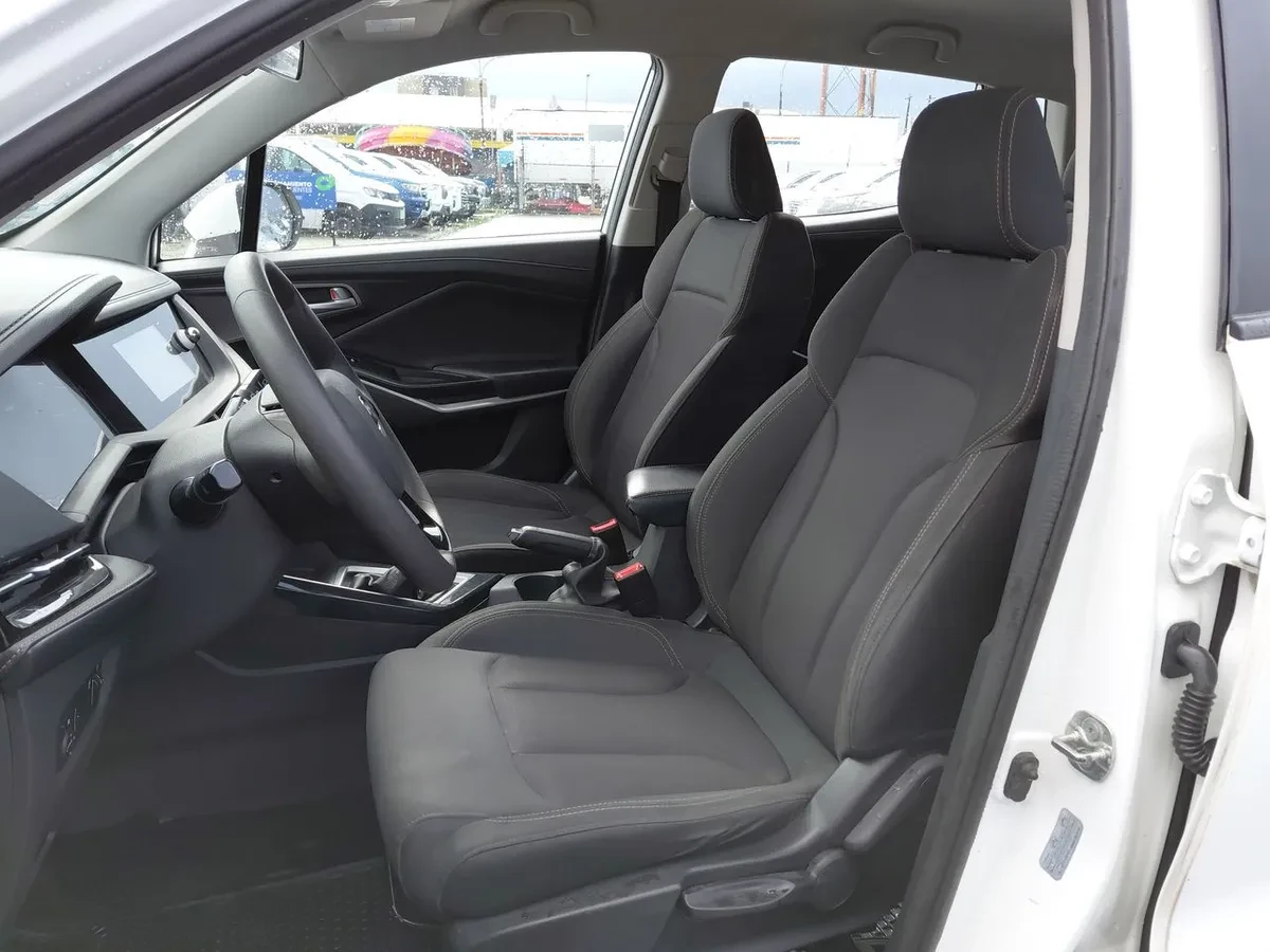 Changan Cs15 1.5 Luxury 4x2 Mt 5p año 2023