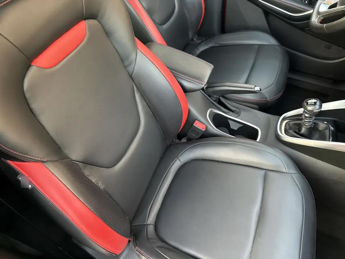 Chevrolet Groove 1.5 Premier R 4x2 Mt 5p año 2024