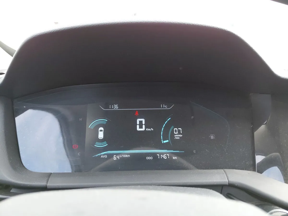 Changan Cs15 1.5 Luxury 4x2 Mt 5p año 2023