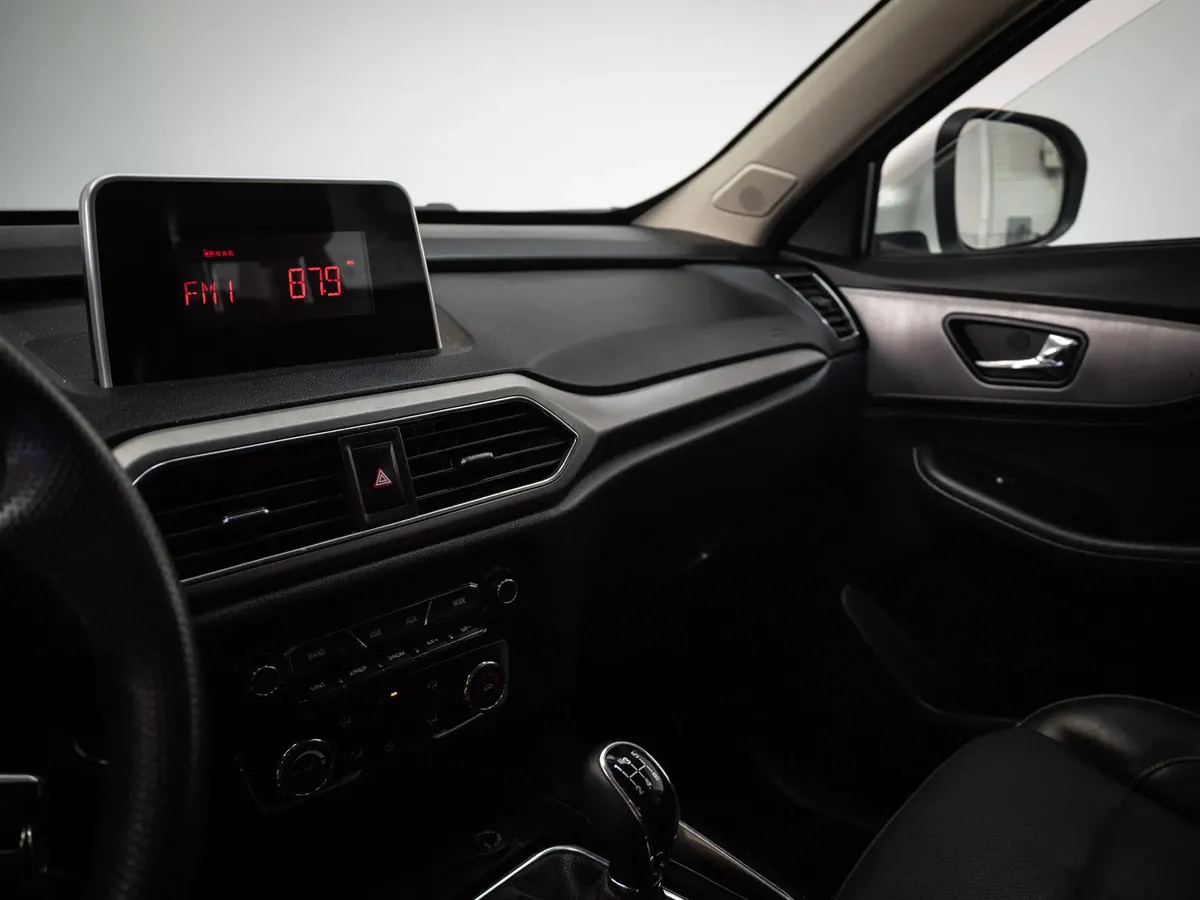 DFSK Suv 560 560 1.8 Comfort Mt año 2023