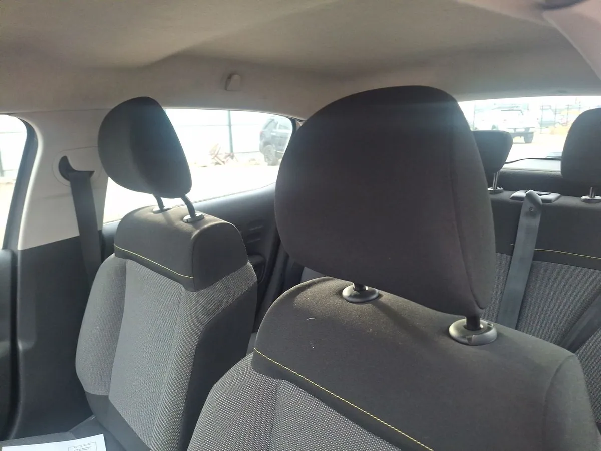 Citroen C3 1.2 Puretech Feel 4x2 110 Ss Eat6 Hb At 5p año 2021