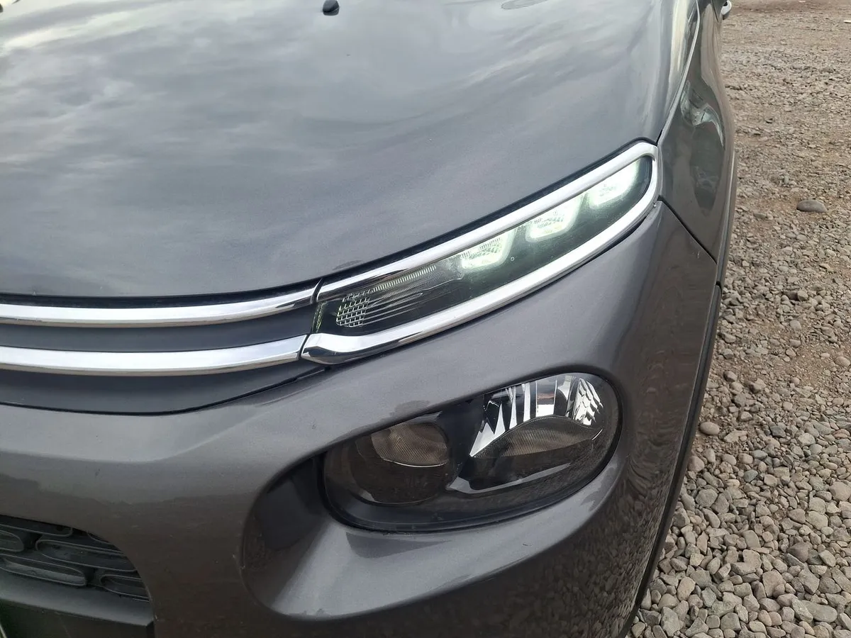 Citroen C3 1.2 Puretech Feel 4x2 110 Ss Eat6 Hb At 5p año 2021