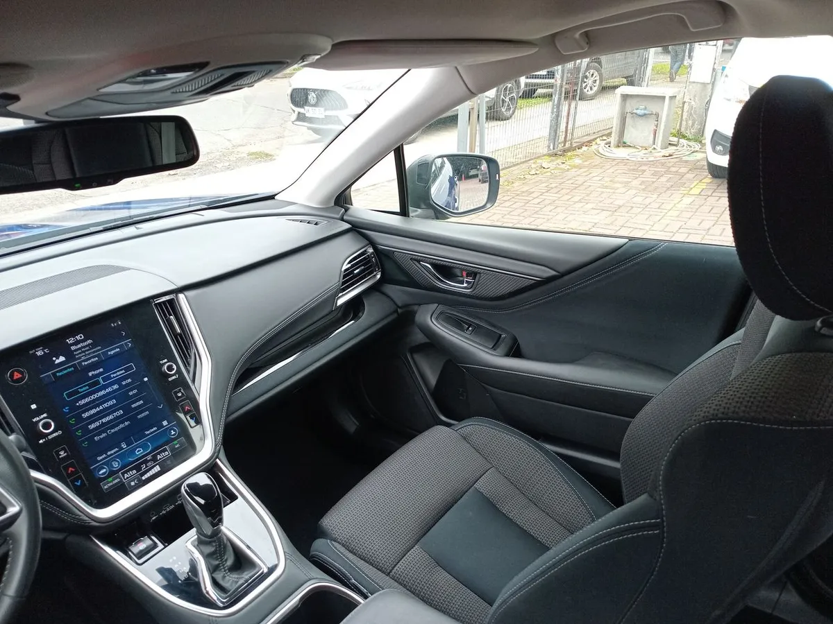 Subaru Outback 2.5i Dynamic Awd Cvt At 5p año 2023