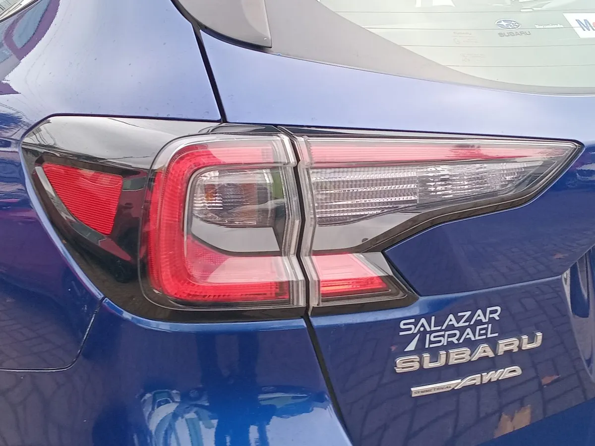 Subaru Outback 2.5i Dynamic Awd Cvt At 5p año 2023