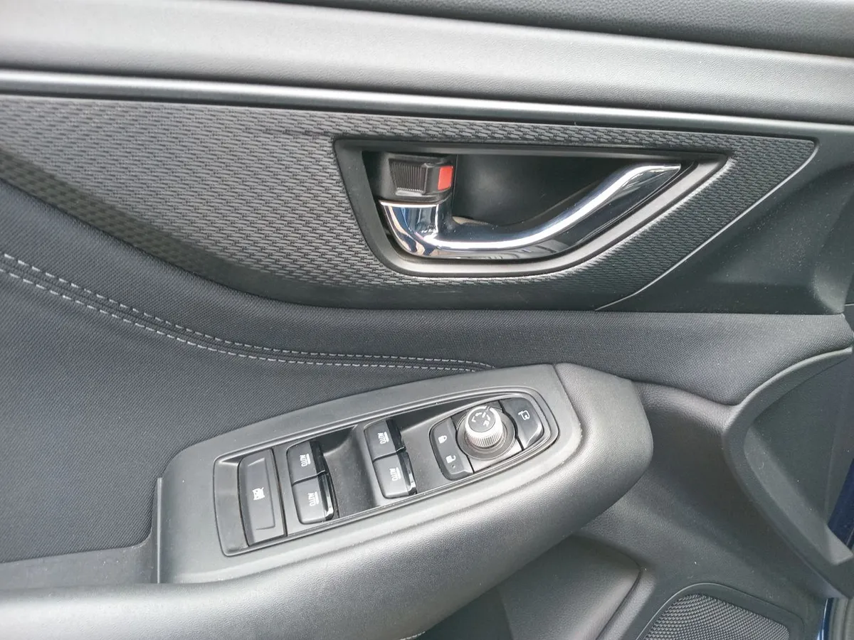 Subaru Outback 2.5i Dynamic Awd Cvt At 5p año 2023
