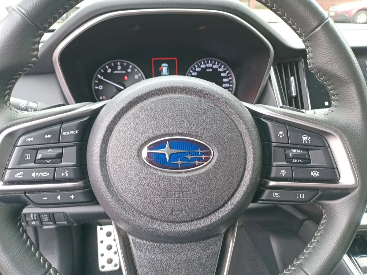 Subaru Outback 2.5i Dynamic Awd Cvt At 5p año 2023