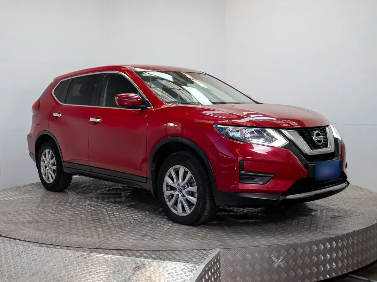Nissan X-Trail X-Trail 2.5 Sense 4x2 3row Cvt At 5p año 2023