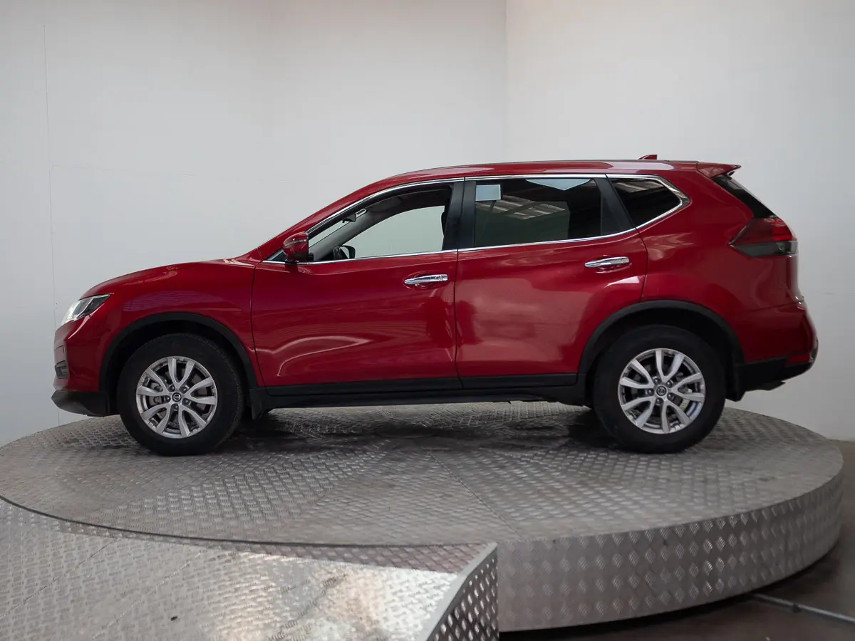 Nissan X-Trail X-Trail 2.5 Sense 4x2 3row Cvt At 5p año 2023