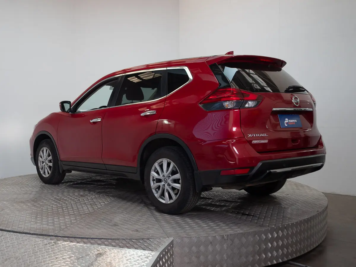 Nissan X-Trail X-Trail 2.5 Sense 4x2 3row Cvt At 5p año 2023