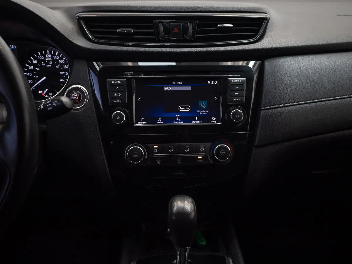 Nissan X-Trail X-Trail 2.5 Sense 4x2 3row Cvt At 5p año 2023