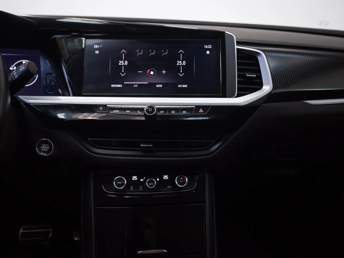 Opel Grandland Grandland 1.2t Ultimate At año 2024