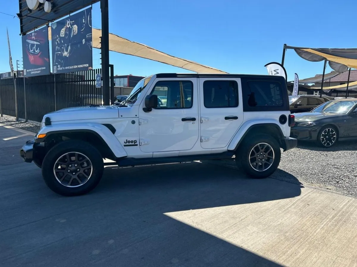 Jeep Wrangler Sahara Unlimited 2.0 año 2021