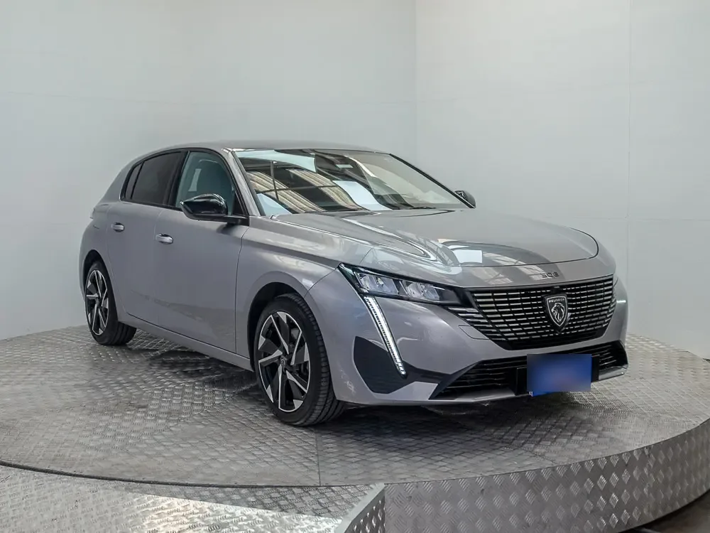 Peugeot 308 308 1.5 Allure Pack Bluehdi 130 At Diesel año 2025