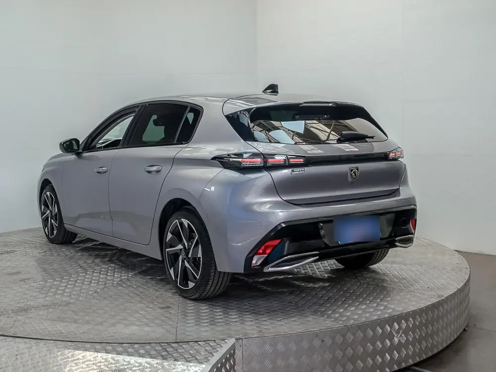 Peugeot 308 308 1.5 Allure Pack Bluehdi 130 At Diesel año 2025