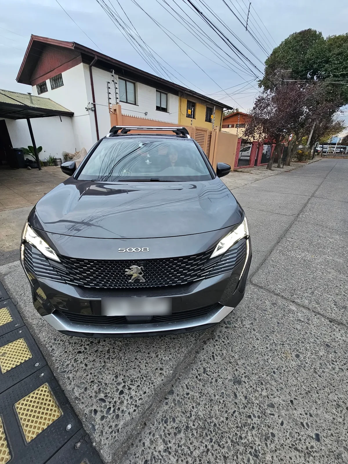 PEUGEOT 5008 1.6 Allure Thp 165 At año 2021