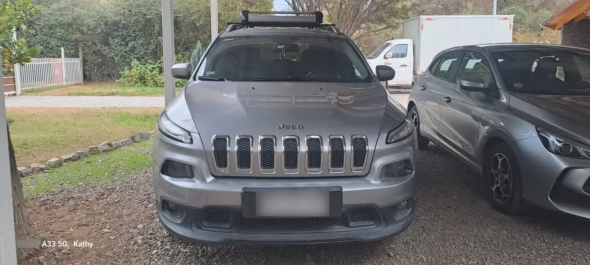 Jeep Cherokee 2.4 Sport At 4x2 año 2015