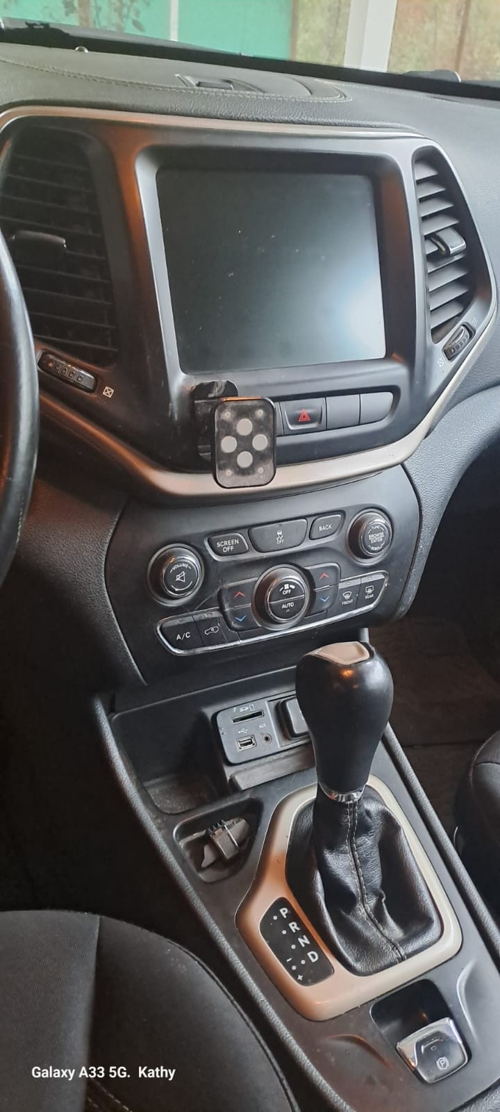 Jeep Cherokee 2.4 Sport At 4x2 año 2015