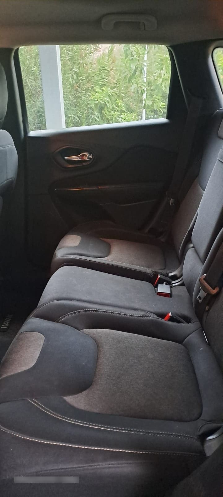 Jeep Cherokee 2.4 Sport At 4x2 año 2015