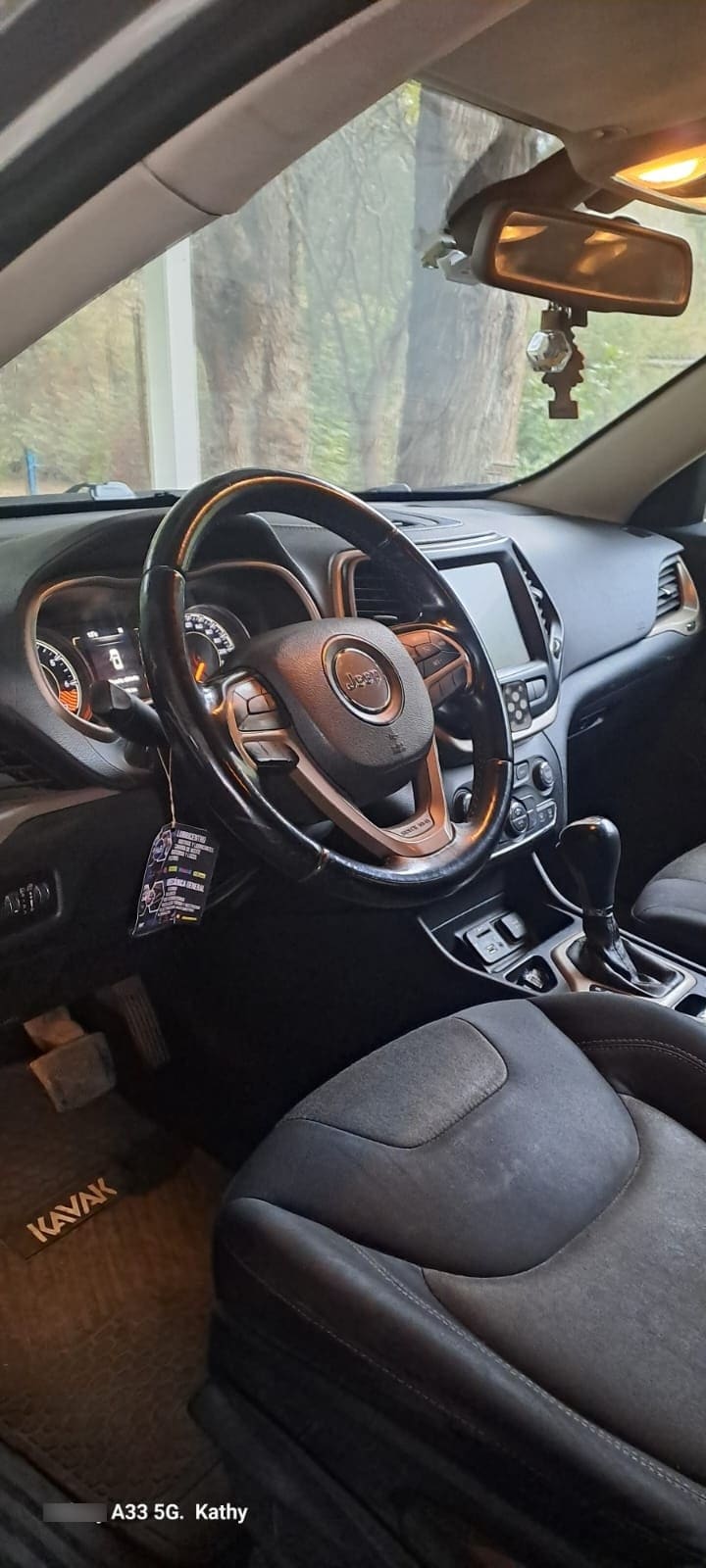 Jeep Cherokee 2.4 Sport At 4x2 año 2015