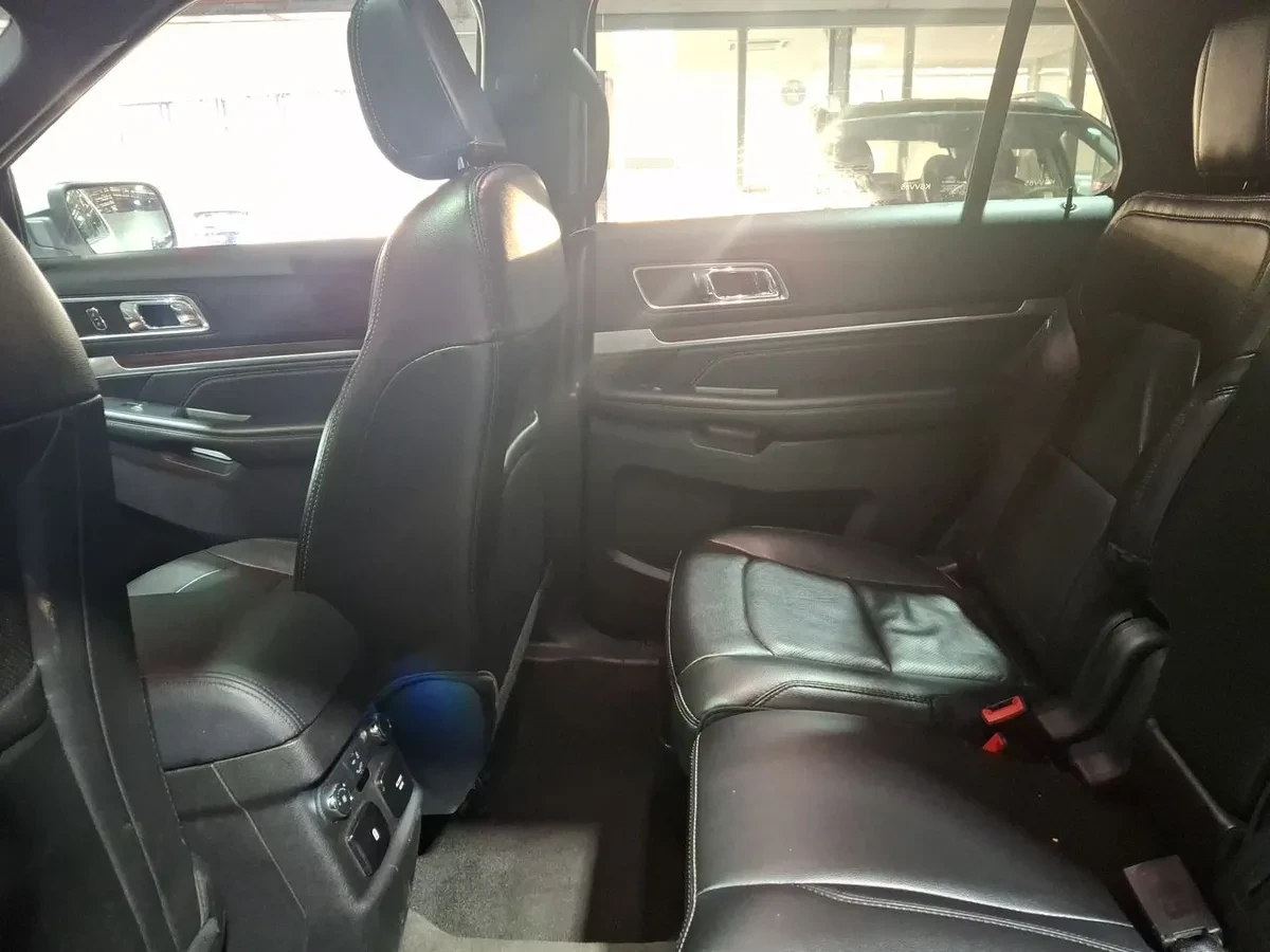 Ford Explorer 2.3 Limited Ecoboost 4x2 At 5p año 2019