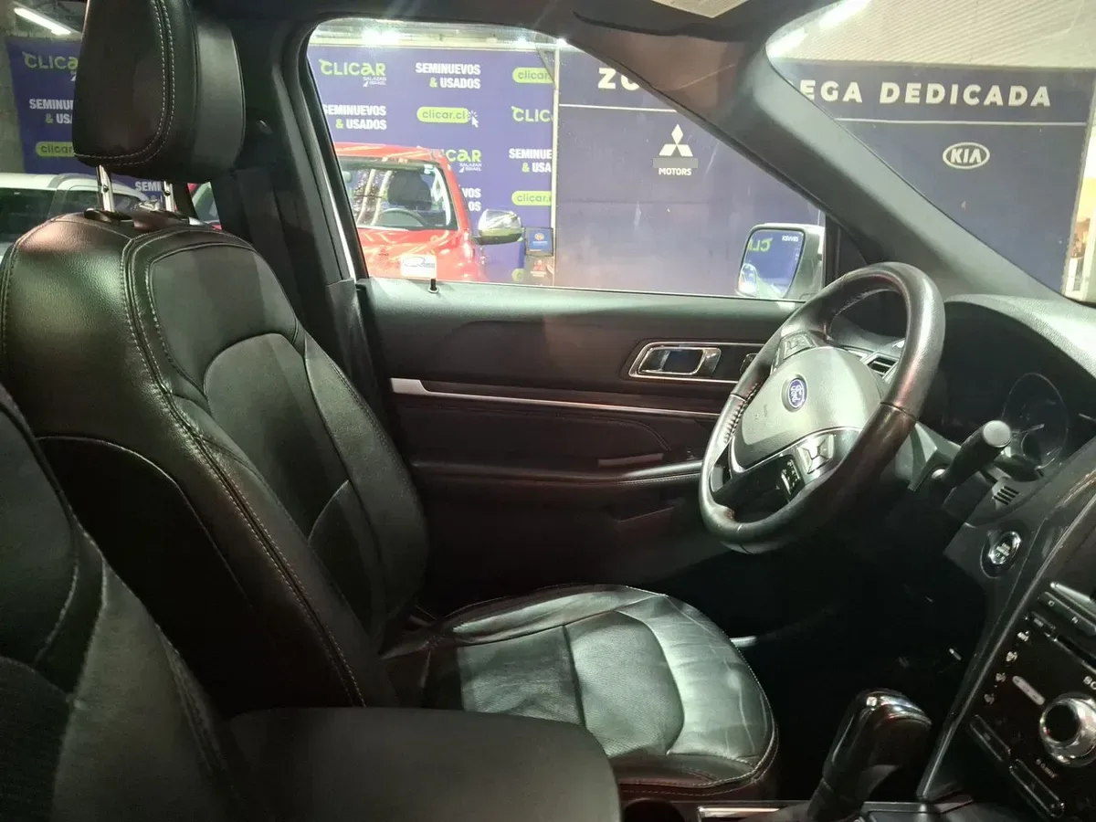 Ford Explorer 2.3 Limited Ecoboost 4x2 At 5p año 2019