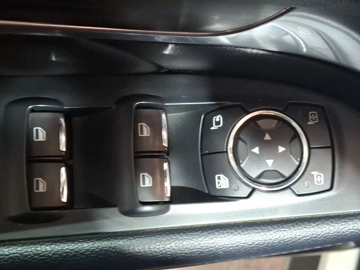 Ford Explorer 2.3 Limited Ecoboost 4x2 At 5p año 2019