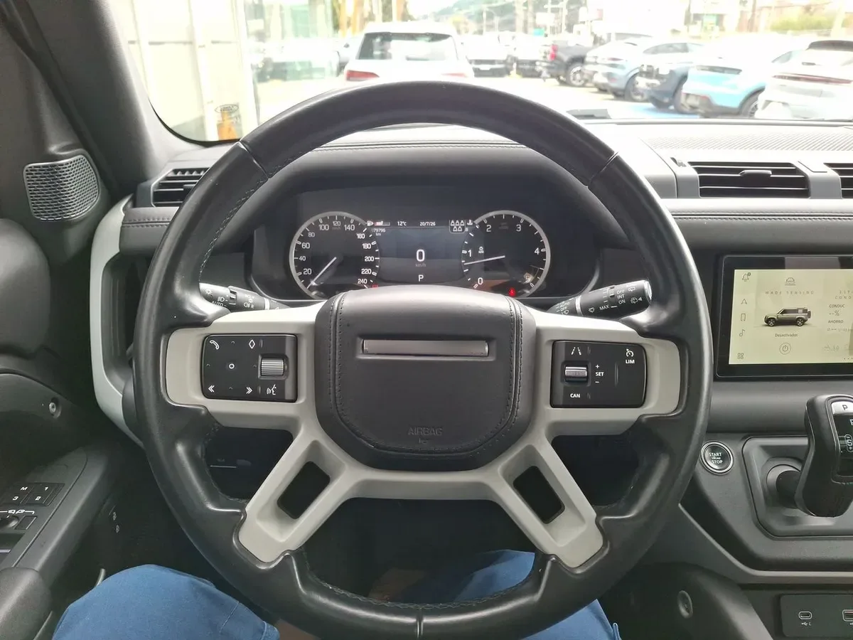 Land Rover Defender 3.0 110 X-Dynamic S Diesel 4x4 300hp At 5p año 2023