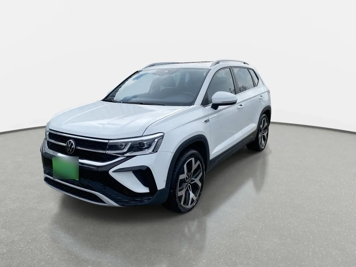 Volkswagen Taos 1.4 Tsi Highline 4x2 At 5p año 2024